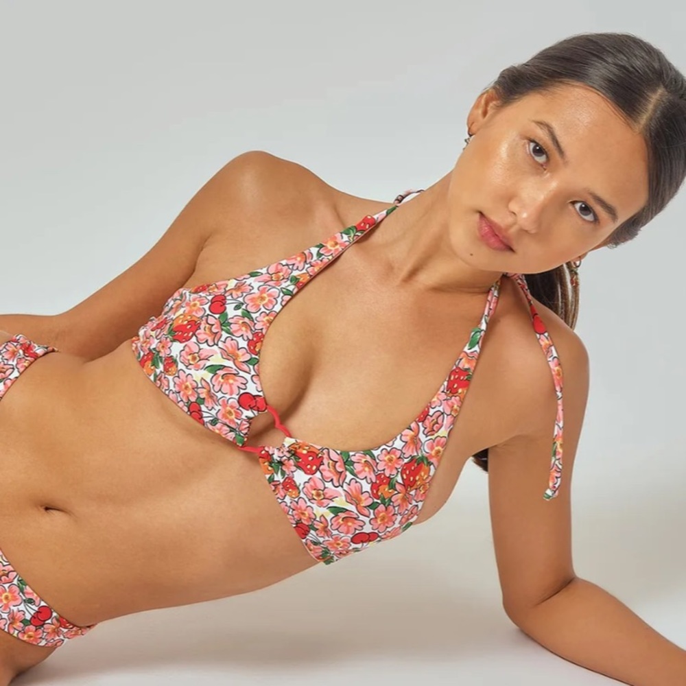 Blackbough Berry Cherry Thea Bikini Top 🍒